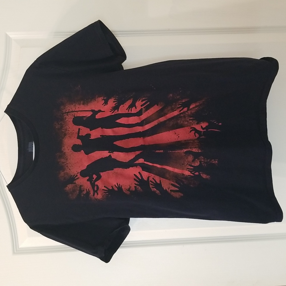 The Walking Dead Black and Red T-Shirt Size L